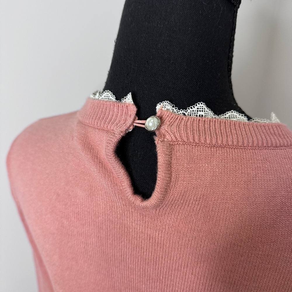 Maison de Roem Blush Lace Neck Sweater - Picture 5 of 7